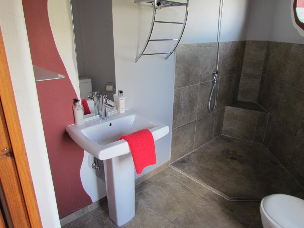 Capetown 4U Guesthouse Bloubergstrand Exterior photo