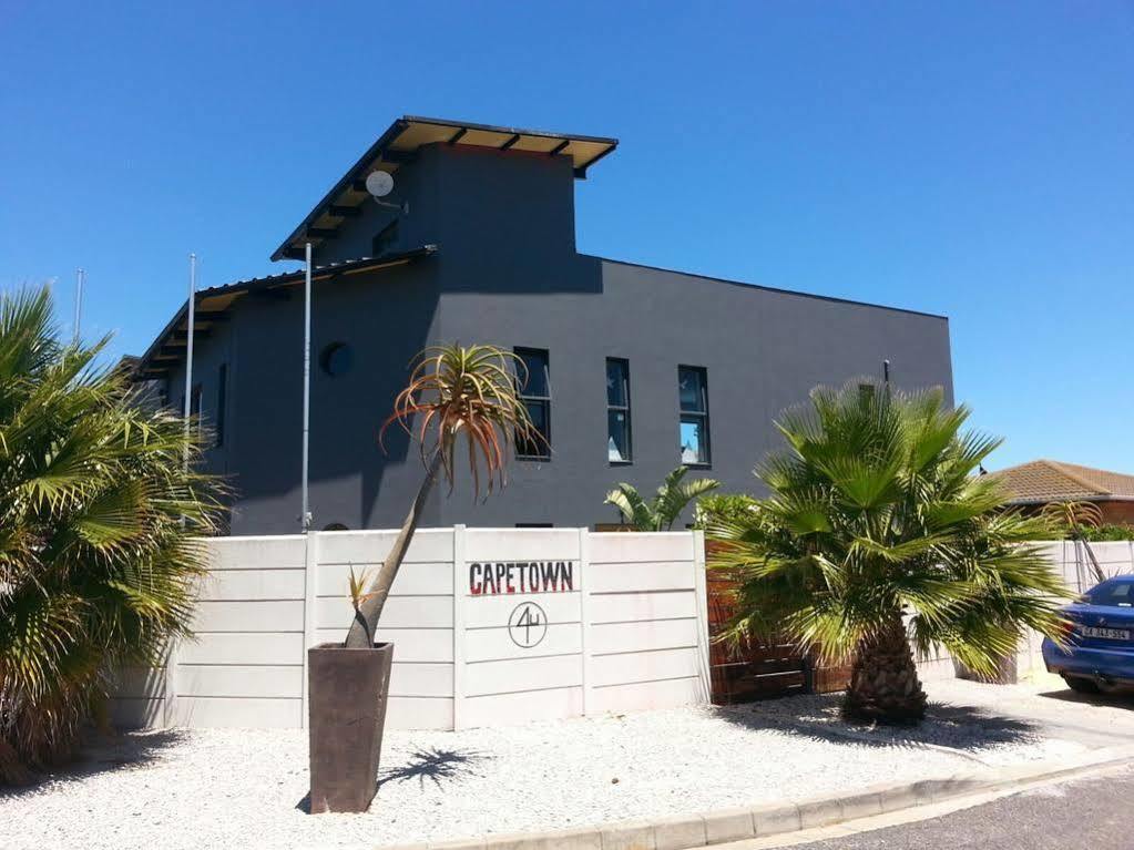 Capetown 4U Guesthouse Bloubergstrand Exterior photo